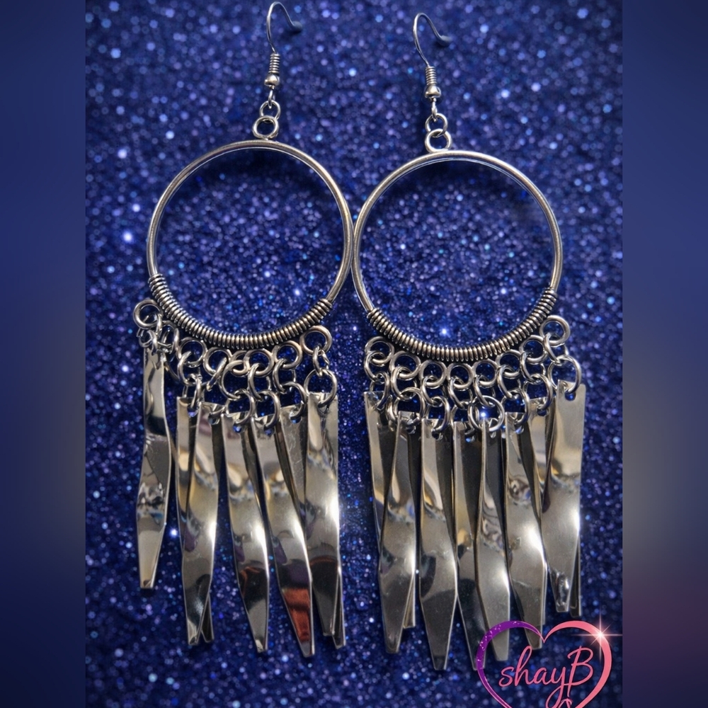 Paparazzi Silver Fringe Hoop Earrings
